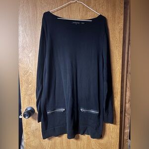 Black Long Sleeve Sweater with Zipper Pockets